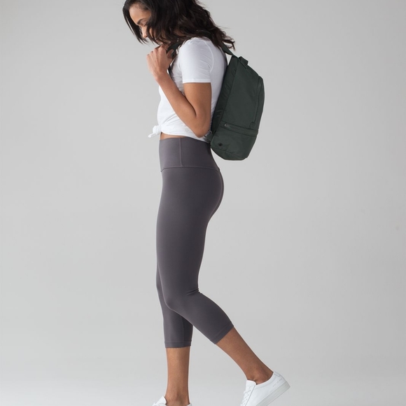 Lululemon Go Lightly Bag 12L - Picture 11 of 16